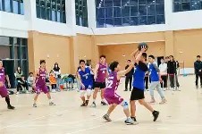 金年会下载-场上精彩对决，双方球员积极拼搏