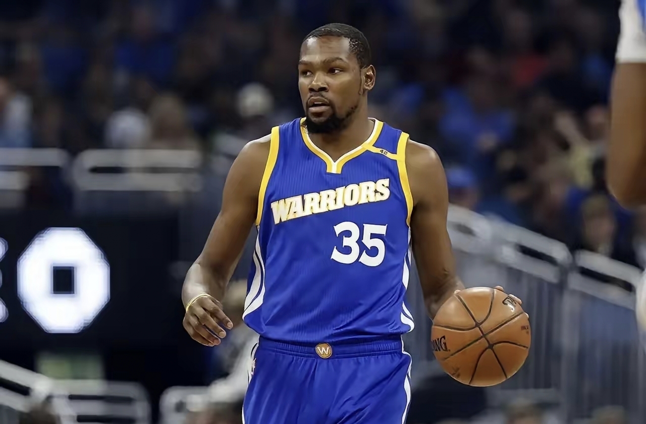 勇士逆转夺冠,杜兰特成为最有价值球员 勇士逆转夺冠,杜兰特成为最有价值球员