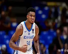 希腊队组织紧密，逆袭击败劲敌赢得胜利(希腊队长)