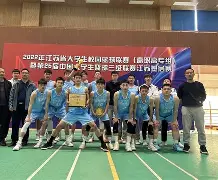 包含中国篮球联赛各具特色团队展现实力对决的词条